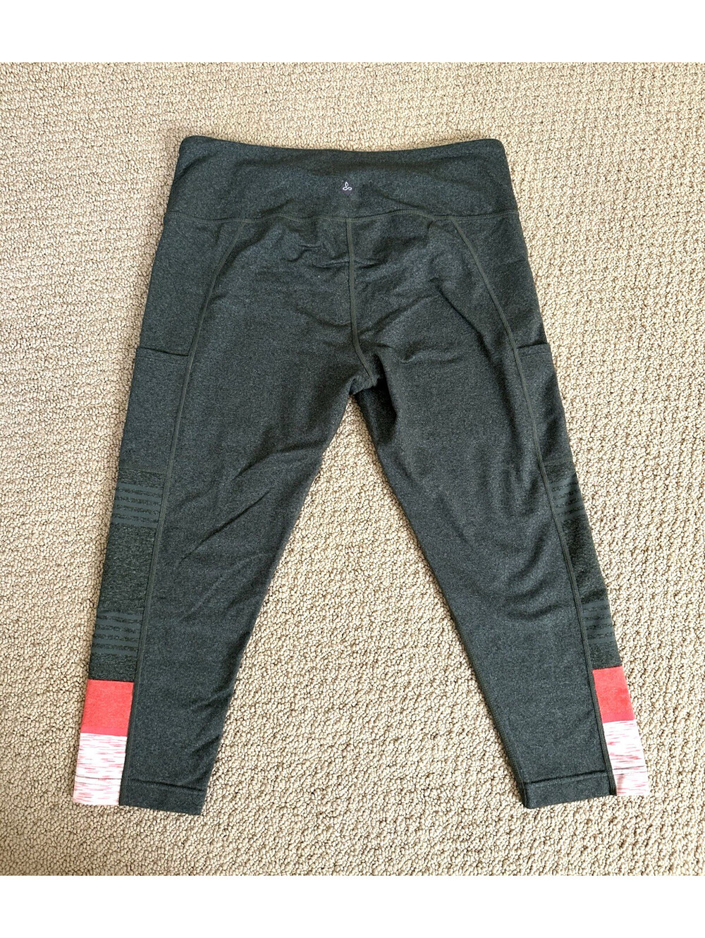 Prana Capri Leggings Yoga Leggings Women's Size XL Olive Green W/ Side Pockets - Picture 2 of 7